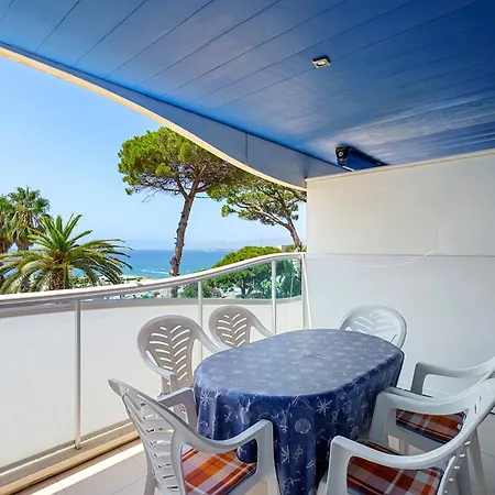 Apartment Les Ones Only Families Salou