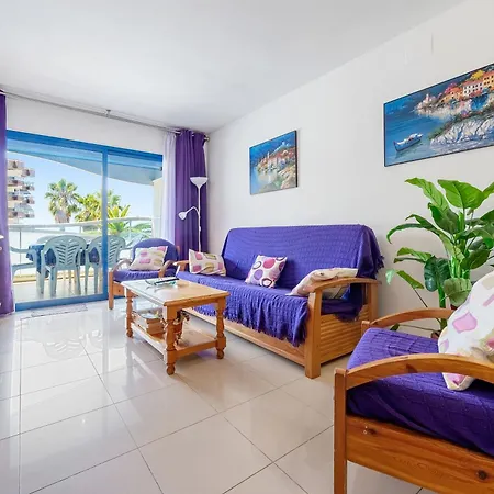 Les Ones Only Families Apartment
